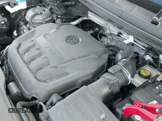 ✅ 2024 Volkswagen Tiguan SE R-Line Black • VIN: 3VVCB7AX4RM002566 • Lot: 43273661. Wystawiony na IAAI z przebiegiem 33 242 mil. Bezpłatny archiwum sprzedaży aukcyjnych z USA i szczegółowy raport historii pojazdu na DreamBid. Zdjęcie 19.