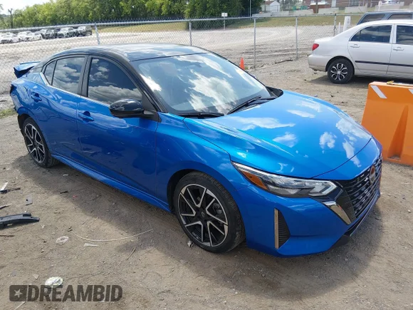 ✅ 2025 Nissan Sentra SR • VIN: 3N1AB8DV0SY205123 • Лот: 45167291. Опубликован ранее на IAAI с пробегом 15 515 миль. Бесплатный доступ к архиву аукционных продаж из США и подробный отчёт об истории автомобиля на DreamBid. Изображение 1.