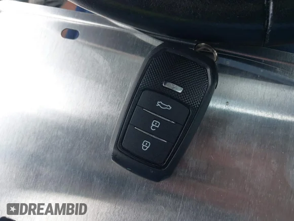 ✅ 2017 Toyota RAV4 SE • VIN: JTMNFREV9HJ716690 • Лот: 44971248. Опубликован ранее на IAAI с пробегом 131 575 миль. Бесплатный доступ к архиву аукционных продаж из США и подробный отчёт об истории автомобиля на DreamBid. Изображение 11.