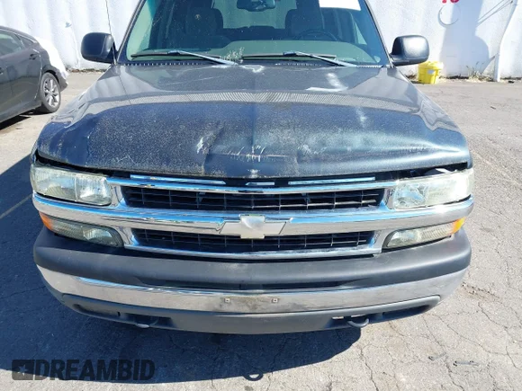 ✅ 2003 Chevrolet Tahoe LS • VIN: 1GNEK13V73J149945 • Lot: 45382108. Wystawiony na IAAI z przebiegiem 249 813 mil. Bezpłatny archiwum sprzedaży aukcyjnych z USA i szczegółowy raport historii pojazdu na DreamBid. Zdjęcie 6.