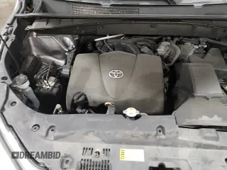 ✅ 2019 Toyota Highlander XLE • VIN: 5TDJZRFH6KS598722 • Lot: 71974385. Listed on Copart with 104,202 mi. Free auction sales archive from the USA and detailed vehicle history report at DreamBid. Image 14.