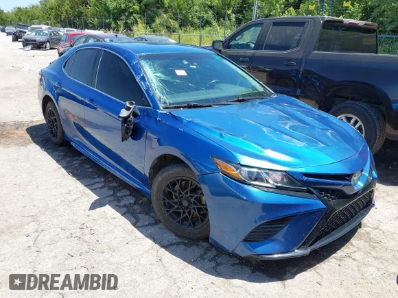 ✅ 2019 Toyota Camry XLE • VIN: 4T1B11HK2KU174273 • Lot: 42855775. Wystawiony na IAAI z przebiegiem 71 988 mil. Bezpłatny archiwum sprzedaży aukcyjnych z USA i szczegółowy raport historii pojazdu na DreamBid. Zdjęcie 1.