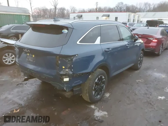 ✅ 2024 Kia Sorento S • VIN: 5XYRL4JC6RG281615 • Lot: 43962247. Listed on IAAI with 25,450 mi. Free auction sales archive from the USA and detailed vehicle history report at DreamBid. Image 4.