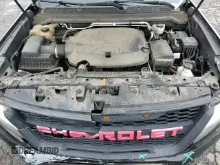 ✅ 2018 Chevrolet Colorado 2WD Z71 • VIN: 1GCGSDENXJ1194231 • Лот: 55499305. Опубликован ранее на Copart с пробегом 83 465 миль. Бесплатный доступ к архиву аукционных продаж из США и подробный отчёт об истории автомобиля на DreamBid. Изображение 13.