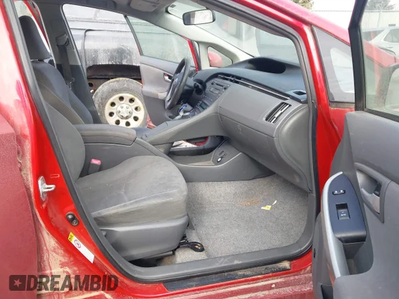 ✅ 2010 Toyota Prius III • VIN: JTDKN3DU2A0056483 • Lot: 44370692. Wystawiony na IAAI z przebiegiem 264 854 mil. Bezpłatny archiwum sprzedaży aukcyjnych z USA i szczegółowy raport historii pojazdu na DreamBid. Zdjęcie 5.
