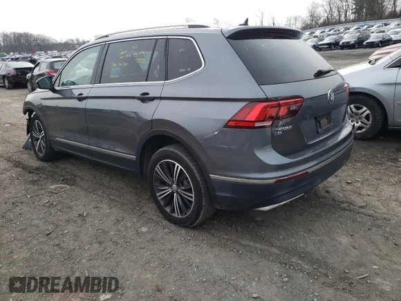 ✅ 2019 Volkswagen Tiguan SE • VIN: 3VV3B7AX4KM086376 • Lot: 39495583. Listed on Copart with 36,636 mi. Free auction sales archive from the USA and detailed vehicle history report at DreamBid. Image 2.