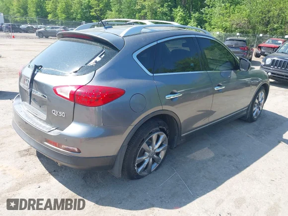 ✅ 2015 Infiniti QX50 Journey • VIN: JN1BJ0HR7FM770564 • Lot: 42139055. Wystawiony na IAAI z przebiegiem 88 121 mil. Bezpłatny archiwum sprzedaży aukcyjnych z USA i szczegółowy raport historii pojazdu na DreamBid. Zdjęcie 4.