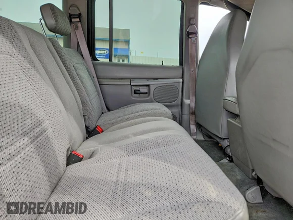 ✅ 2000 Ford Explorer XLS • VIN: 1FMZU72X6YUB61371 • Лот: 78800895. Опубліковано раніше на Copart з пробігом 87 546 миль. Безкоштовний доступ до архіву аукціонних продажів зі США та докладний звіт про історію автомобіля на DreamBid. Зображення 11.