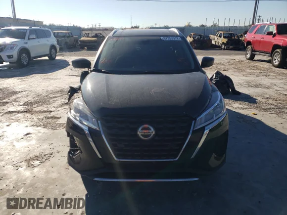 ✅ 2021 Nissan Kicks SV • VIN: 3N1CP5CV4ML508660 • Lot: 67853572. Wystawiony na Copart z przebiegiem 49 061 mil. Bezpłatny archiwum sprzedaży aukcyjnych z USA i szczegółowy raport historii pojazdu na DreamBid. Zdjęcie 5.