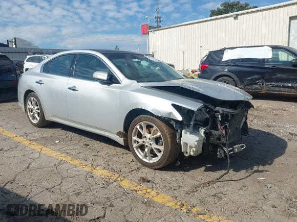 ✅ 2012 Nissan Maxima SV • VIN: 1N4AA5AP4CC835151 • Lot: 44821723. Wystawiony na IAAI z przebiegiem 144 750 mil. Bezpłatny archiwum sprzedaży aukcyjnych z USA i szczegółowy raport historii pojazdu na DreamBid. Zdjęcie 1.