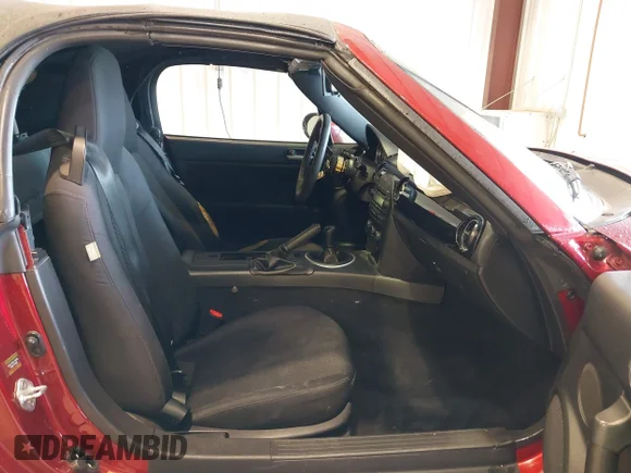 ✅ 2007 Mazda MX-5 Miata Sport • VIN: JM1NC25F970132299 • Лот: 41622791. Опубліковано раніше на IAAI з пробігом 72 392 миль. Безкоштовний доступ до архіву аукціонних продажів зі США та докладний звіт про історію автомобіля на DreamBid. Зображення 5.