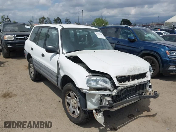 ✅ 1998 Toyota RAV4 • VIN: JT3HP10V6W7077248 • Lot: 45221480. Listed on IAAI with 217,915 mi. Free auction sales archive from the USA and detailed vehicle history report at DreamBid. Image 1.