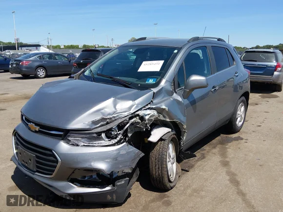 ✅ 2020 Chevrolet Trax LT • VIN: 3GNCJPSB4LL199733 • Lot: 45285451. Listed on IAAI with 48,727 mi. Free auction sales archive from the USA and detailed vehicle history report at DreamBid. Image 6.