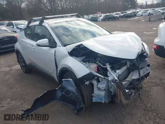 ✅ 2021 Toyota C-HR XLE • VIN: NMTKHMBXXMR128766 • Лот: 44032468. Опубліковано раніше на IAAI з пробігом 6 613 миль. Безкоштовний доступ до архіву аукціонних продажів зі США та докладний звіт про історію автомобіля на DreamBid. Зображення 1.