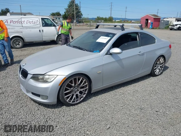 ✅ 2008 BMW 3 Series 328i • VIN: WBAWB33508PU88881 • Lot: 42494867. Wystawiony na IAAI z przebiegiem 83 845 mil. Bezpłatny archiwum sprzedaży aukcyjnych z USA i szczegółowy raport historii pojazdu na DreamBid. Zdjęcie 2.