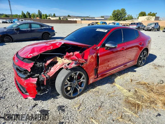 ✅ 2018 Kia Stinger GT2 • VIN: KNAE55LC9J6028658 • Лот: 54211746. Опубліковано раніше на Copart з пробігом 88 218 миль. Безкоштовний доступ до архіву аукціонних продажів зі США та докладний звіт про історію автомобіля на DreamBid. Зображення 1.