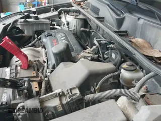 ✅ 2006 Toyota RAV4 Limited • VIN: JTMZD31V465015555 • Lot: 43793120. Listed on IAAI with 196,538 mi. Free auction sales archive from the USA and detailed vehicle history report at DreamBid. Image 12.