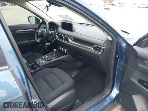 ✅ 2021 Mazda CX-5 Sport • VIN: JM3KFABM5M0369396 • Lot: 44014490. Wystawiony na IAAI z przebiegiem 89 245 mil. Bezpłatny archiwum sprzedaży aukcyjnych z USA i szczegółowy raport historii pojazdu na DreamBid. Zdjęcie 5.