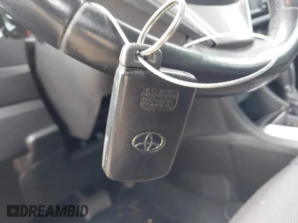 ✅ 2014 Toyota Corolla S Plus • VIN: 5YFBURHE7EP006182 • Лот: 44317470. Опубликован ранее на IAAI с пробегом 184 048 миль. Бесплатный доступ к архиву аукционных продаж из США и подробный отчёт об истории автомобиля на DreamBid. Изображение 11.