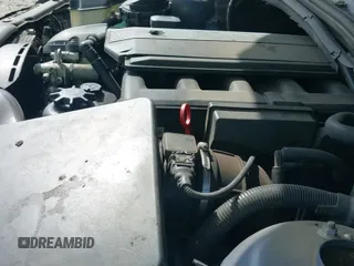 ✅ 2003 BMW 3 Series 330i • VIN: WBAEV53433KM31084 • Лот: 43176125. Опубликован ранее на IAAI с пробегом 212 474 миль. Бесплатный доступ к архиву аукционных продаж из США и подробный отчёт об истории автомобиля на DreamBid. Изображение 13.