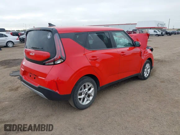 ✅ 2023 Kia Soul LX • VIN: KNDJ23AU4P7207347 • Lot: 43897386. Wystawiony na IAAI z przebiegiem 25 397 mil. Bezpłatny archiwum sprzedaży aukcyjnych z USA i szczegółowy raport historii pojazdu na DreamBid. Zdjęcie 4.