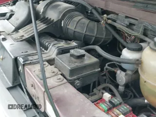 ✅ 2001 Ford Econoline Passenger XL • VIN: 1FBSS31L71HA92700 • Лот: 41809599. Опубликован ранее на IAAI с пробегом 201 641 миль. Бесплатный доступ к архиву аукционных продаж из США и подробный отчёт об истории автомобиля на DreamBid. Изображение 12.