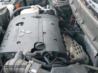 ✅ 2012 Mitsubishi Outlander SE • VIN: JA4AP4AU7CZ005926 • Lot: 42358121. Wystawiony na IAAI z przebiegiem 122 386 mil. Bezpłatny archiwum sprzedaży aukcyjnych z USA i szczegółowy raport historii pojazdu na DreamBid. Zdjęcie 15.