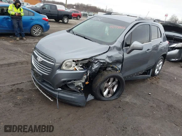 ✅ 2015 Chevrolet Trax LTZ • VIN: KL7CJTSBXFB097602 • Lot: 44149822. Listed on IAAI with 88,524 mi. Free auction sales archive from the USA and detailed vehicle history report at DreamBid. Image 2.