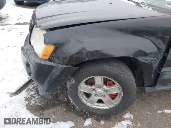 ✅ 2005 Jeep Grand Cherokee Laredo • VIN: 1J4GS48K35C574436 • Lot: 44060794. Listed on IAAI with Not provided. Free auction sales archive from the USA and detailed vehicle history report at DreamBid. Image 6.