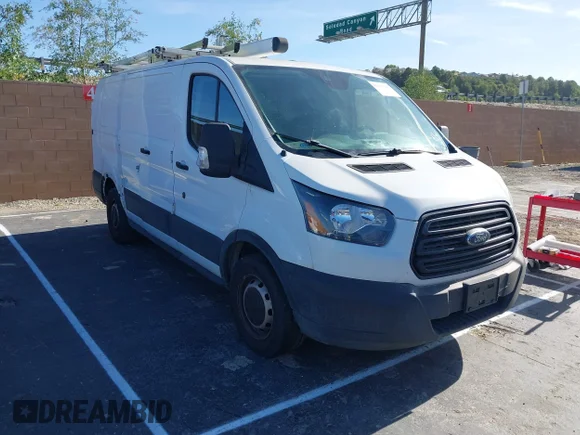 ✅ 2019 Ford Transit • VIN: 1FTYE1ZM2KKB44026 • Лот: 44891343. Опубліковано раніше на IAAI з пробігом 157 685 миль. Безкоштовний доступ до архіву аукціонних продажів зі США та докладний звіт про історію автомобіля на DreamBid. Зображення 1.
