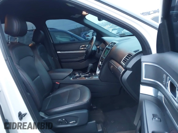 ✅ 2017 Ford Explorer Sport • VIN: 1FM5K8GTXHGD74595 • Lot: 44017319. Wystawiony na IAAI z przebiegiem 66 741 mil. Bezpłatny archiwum sprzedaży aukcyjnych z USA i szczegółowy raport historii pojazdu na DreamBid. Zdjęcie 5.