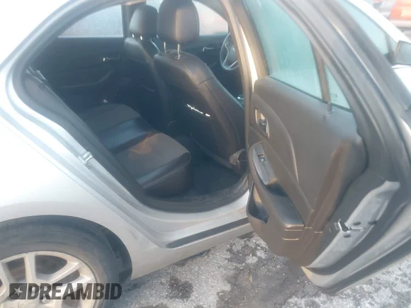 ✅ 2015 Chevrolet Malibu LT • VIN: 1G11C5SL0FU132976 • Lot: 45303278. Wystawiony na IAAI z przebiegiem 116 199 mil. Bezpłatny archiwum sprzedaży aukcyjnych z USA i szczegółowy raport historii pojazdu na DreamBid. Zdjęcie 8.
