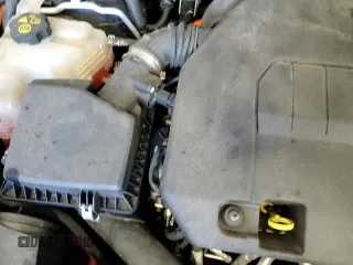 ✅ 2012 Chevrolet Volt • VIN: 1G1RB6E45CU110080 • Lot: 85458664. Wystawiony na Copart z przebiegiem 179 740 mil. Bezpłatny archiwum sprzedaży aukcyjnych z USA i szczegółowy raport historii pojazdu na DreamBid. Zdjęcie 13.