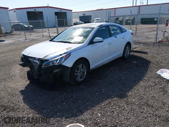 ✅ 2017 Hyundai Sonata 2.4L • VIN: 5NPE24AF8HH532217 • Lot: 44599493. Wystawiony na IAAI z przebiegiem 130 560 mil. Bezpłatny archiwum sprzedaży aukcyjnych z USA i szczegółowy raport historii pojazdu na DreamBid. Zdjęcie 2.