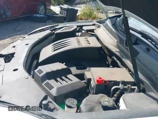 2017 Chevrolet Equinox LT z VIN 2GNFLFEK5H6190158, wystawiony jako IAAI lot #43220474 z przebiegiem 121 377 mil mil oraz . Historia ofert i sprzedaży dostępna na DreamBid. Obrazek 19.