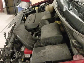 ✅ 2019 Chrysler Pacifica Touring • VIN: 2C4RC1DG5KR626535 • Lot: 43566138. Wystawiony na IAAI z przebiegiem 94 838 mil. Bezpłatny archiwum sprzedaży aukcyjnych z USA i szczegółowy raport historii pojazdu na DreamBid. Zdjęcie 19.