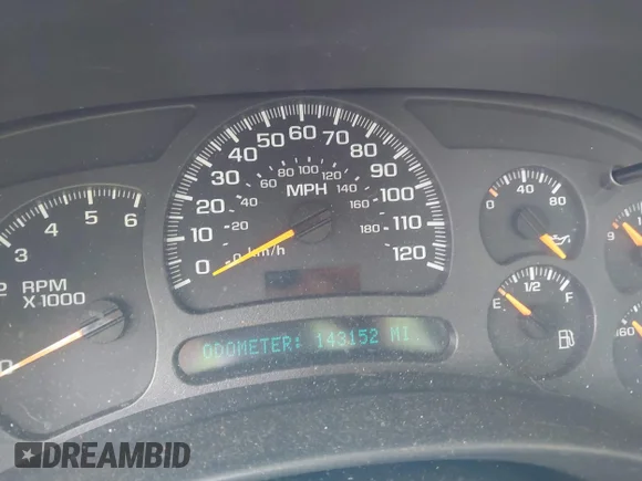 ✅ 2004 Chevrolet Silverado 1500 Work Truck • VIN: 1GCEK14V94Z135300 • Lot: 41723053. Wystawiony na IAAI z przebiegiem Nie podano. Bezpłatny archiwum sprzedaży aukcyjnych z USA i szczegółowy raport historii pojazdu na DreamBid. Zdjęcie 7.