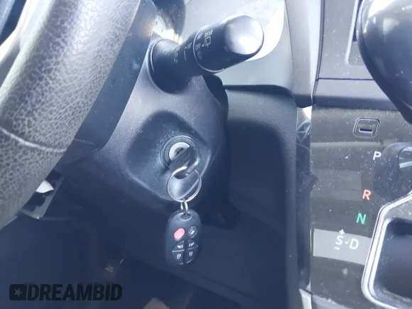 ✅ 2020 Toyota Sienna SE • VIN: 5TDXZ3DC8LS058126 • Lot: 43527617. Wystawiony na IAAI z przebiegiem 67 042 mil. Bezpłatny archiwum sprzedaży aukcyjnych z USA i szczegółowy raport historii pojazdu na DreamBid. Zdjęcie 11.