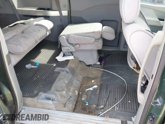 ✅ 2004 Nissan Quest S • VIN: 5N1BV28U44N363273 • Lot: 40471920. Wystawiony na IAAI z przebiegiem 192 009 mil. Bezpłatny archiwum sprzedaży aukcyjnych z USA i szczegółowy raport historii pojazdu na DreamBid. Zdjęcie 8.