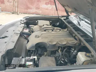 ✅ 2019 Toyota 4Runner SR5 • VIN: JTEBU5JR2K5676586 • Lot: 42070642. Listed on IAAI with 144,039 mi. Free auction sales archive from the USA and detailed vehicle history report at DreamBid. Image 19.