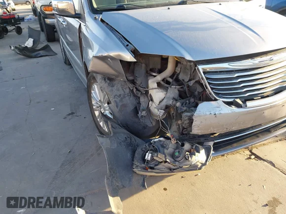 ✅ 2013 Chrysler Town & Country Limited • VIN: 2C4RC1GG1DR650670 • Лот: 43688156. Опубликован ранее на IAAI с пробегом 147 102 миль. Бесплатный доступ к архиву аукционных продаж из США и подробный отчёт об истории автомобиля на DreamBid. Изображение 6.