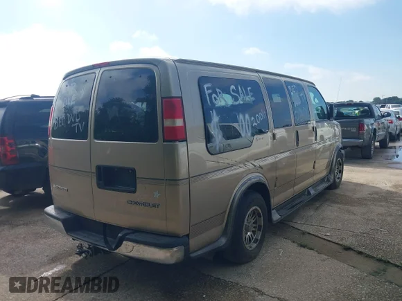✅ 2006 Chevrolet Express Cargo YF7 Upfitter • VIN: 1GBFG15T461143927 • Lot: 42339326. Wystawiony na IAAI z przebiegiem 256 016 mil. Bezpłatny archiwum sprzedaży aukcyjnych z USA i szczegółowy raport historii pojazdu na DreamBid. Zdjęcie 4.