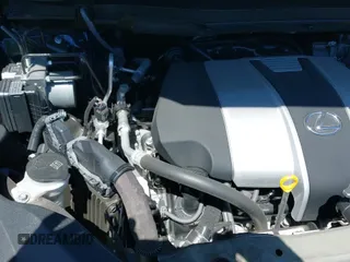 ✅ 2018 Lexus RX 350L Premium • VIN: JTJGZKCA6J2008031 • Lot: 43138215. Wystawiony na IAAI z przebiegiem 63 136 mil. Bezpłatny archiwum sprzedaży aukcyjnych z USA i szczegółowy raport historii pojazdu na DreamBid. Zdjęcie 19.