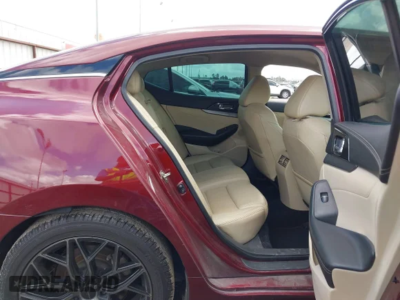 ✅ 2017 Nissan Maxima SV • VIN: 1N4AA6AP4HC411871 • Lot: 44932377. Wystawiony na IAAI z przebiegiem 219 152 mil. Bezpłatny archiwum sprzedaży aukcyjnych z USA i szczegółowy raport historii pojazdu na DreamBid. Zdjęcie 8.