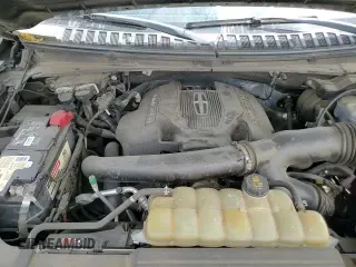 ✅ 2018 Lincoln Navigator Reserve • VIN: 5LMJJ3LT5JEL20629 • Lot: 67652775. Listed on Copart with 86,566 mi. Free auction sales archive from the USA and detailed vehicle history report at DreamBid. Image 16.