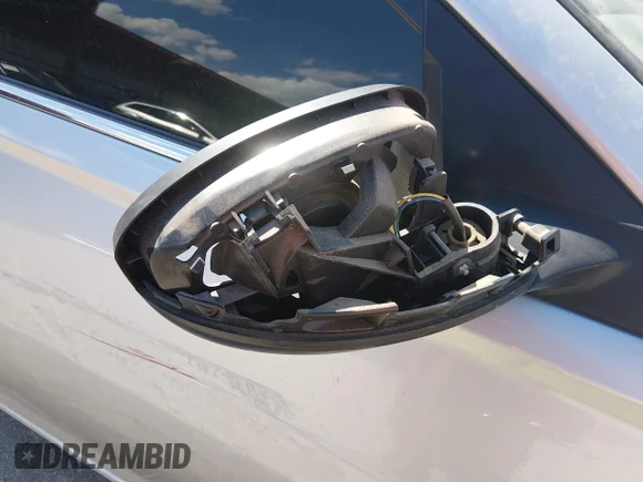 ✅ 2019 Nissan Altima SR • VIN: 1N4BL4CV4KC168519 • Lot: 44782849. Wystawiony na IAAI z przebiegiem 131 829 mil. Bezpłatny archiwum sprzedaży aukcyjnych z USA i szczegółowy raport historii pojazdu na DreamBid. Zdjęcie 6.