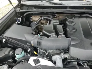 ✅ 2023 Toyota 4Runner SR5 Premium • VIN: JTENU5JR3P6181215 • Лот: 81088045. Опубликован ранее на Copart с пробегом 33 112 миль. Бесплатный доступ к архиву аукционных продаж из США и подробный отчёт об истории автомобиля на DreamBid. Изображение 14.