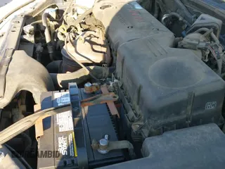 ✅ 2005 Toyota Camry SE • VIN: 4T1BE32K15U412756 • Lot: 43370929. Listed on IAAI with 210,596 mi. Free auction sales archive from the USA and detailed vehicle history report at DreamBid. Image 13.