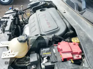 ✅ 2019 Jeep Compass Trailhawk • VIN: 3C4NJDDB8KT597782 • Lot: 43368576. Wystawiony na IAAI z przebiegiem 116 485 mil. Bezpłatny archiwum sprzedaży aukcyjnych z USA i szczegółowy raport historii pojazdu na DreamBid. Zdjęcie 19.