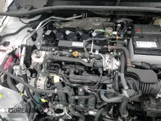 ✅ 2025 Toyota Corolla Cross LE • VIN: 7MUCAABG4SV127804 • Lot: 85530685. Listed on Copart with 8,550 mi. Free auction sales archive from the USA and detailed vehicle history report at DreamBid. Image 16.